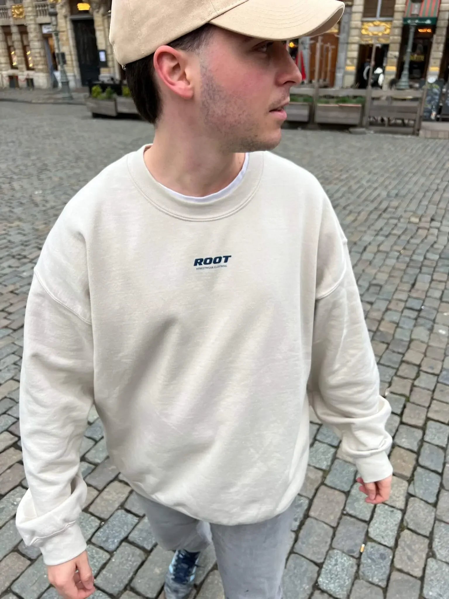 SUDADERA LIFE ROOT